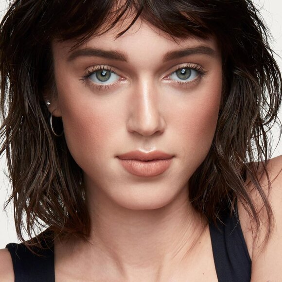 The Cali Contour Palette | Versatile Blendable Highlighter + Bronzer Kit - Picture 4 of 6